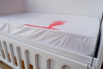 Снимка на Протекторен чаршаф за матрак 60/120 см